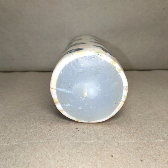 Elephant Candle SWAZI Handmade in Africa - Picture 5 of 10